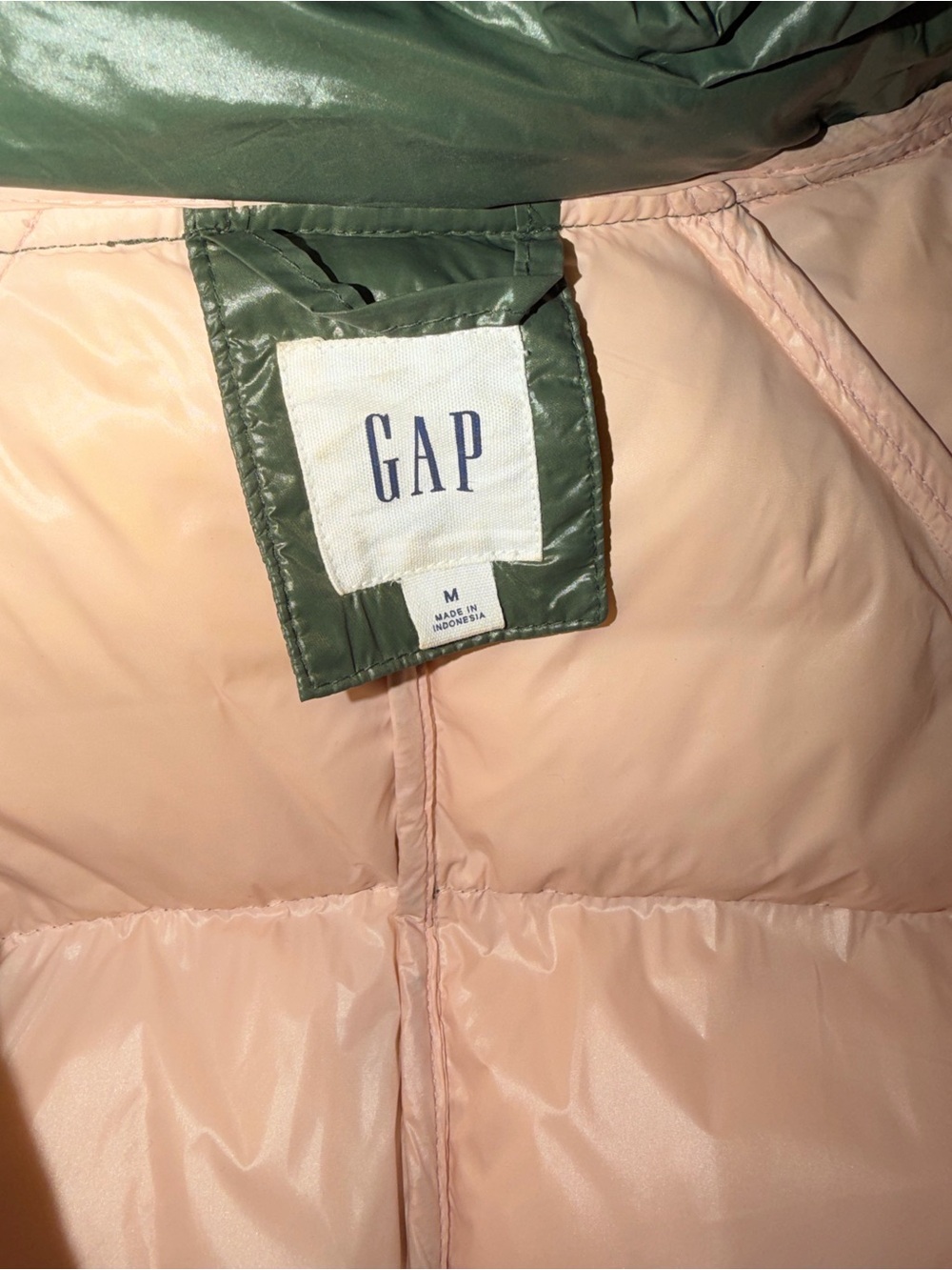 GAP Puffer Jacket - Picture 3 of 3